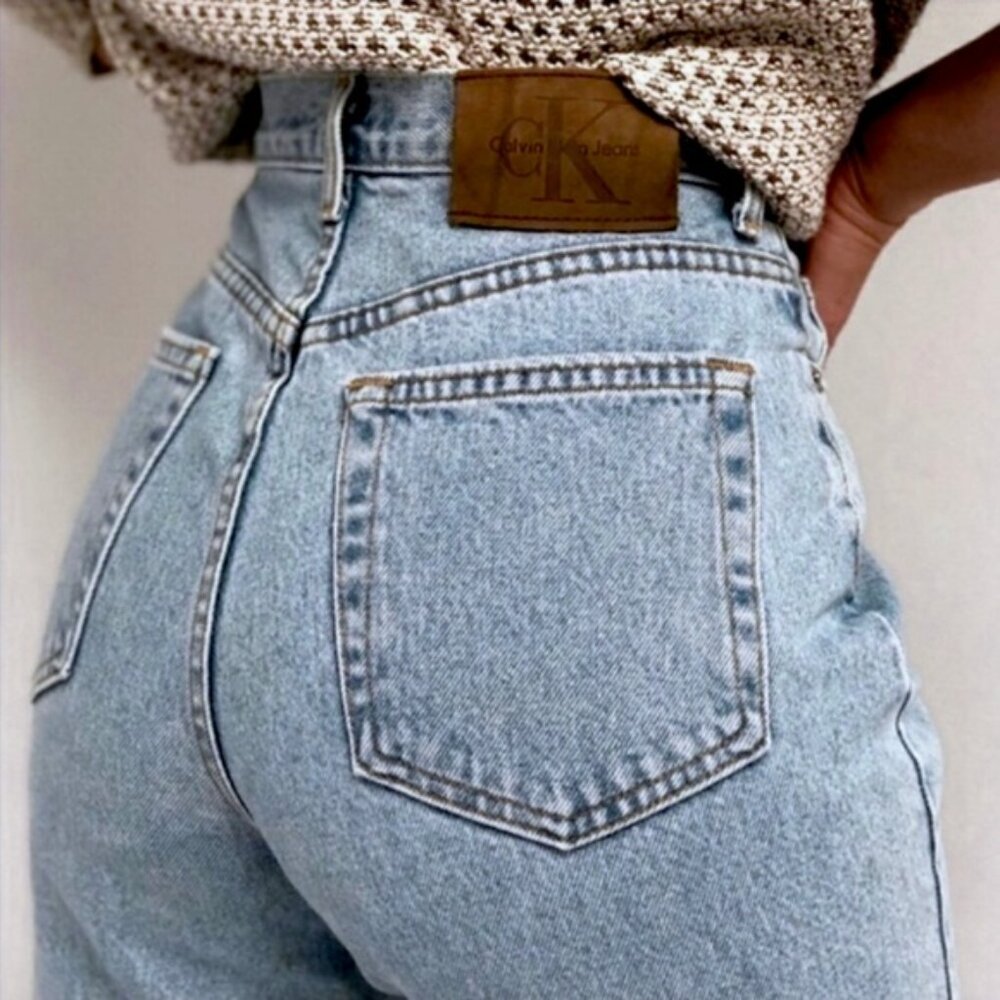 VTG Calvin Klein Light Wash Raw Hem Straight Leg Jeans